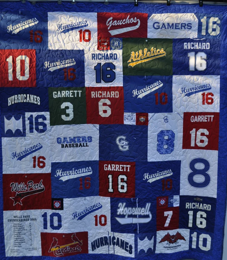 Quilt made of t-shirts only with no sashing